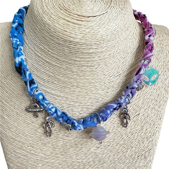 Bandana Necklace Charm Space UFO Alien Astronaut Charms - Picture 1 of 2